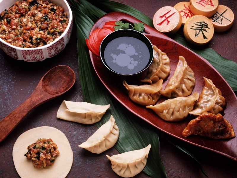 dinner, savory sauce, 720P, indoors, serving, serving size, sauce, dip, no people, meat, asian food, snack, food and drink, seafood, ready-to-eat, chinese food