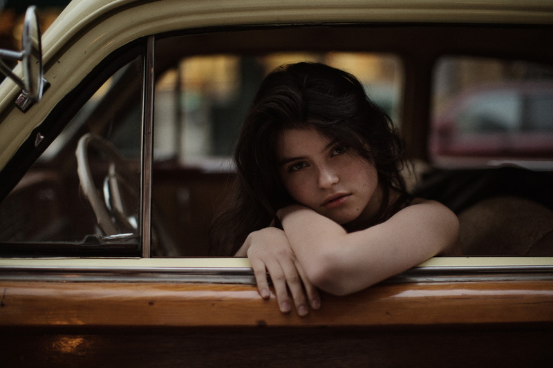 Raluca Vlad, 1080P, sitting, Jesse Herzog, portrait, women with cars, face, women