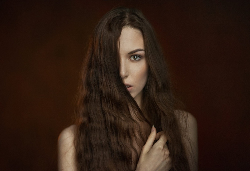 simple background, long hair, looking at viewer, women, brunette, open mouth, portrait, 1080P, wavy hair, hair over one eye