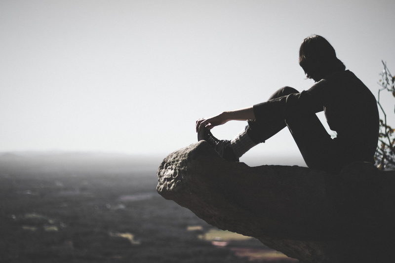 nature, woman, one person, hike, person, clear sky, water, focus on foreground, men, sitting, lifestyles, leisure activity, 5K, looking at view, silhouette