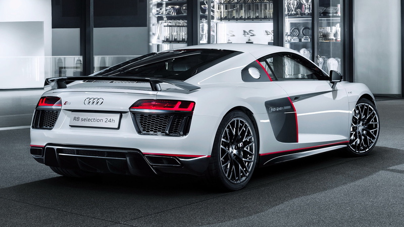 built structure, audi r8 v10 plus, transportation, mode of transportation, no people, choice, focus on foreground, motor vehicle, cars, sports car, land vehicle