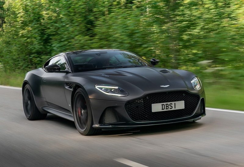 motion, wealth, green color, superleggera, clean, luxury, motor vehicle, dbs, focus on foreground, grey, day, mode of transportation, car, silver colored