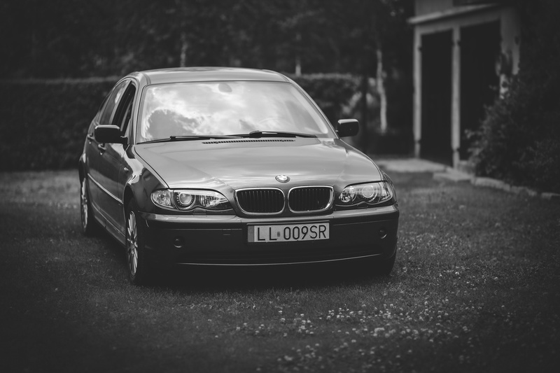 316i, front view, car, xenon, no people, nature, mode of transportation, 4K, land vehicle, selective focus, 3er, lamps, blackandwhite, architecture, bmw