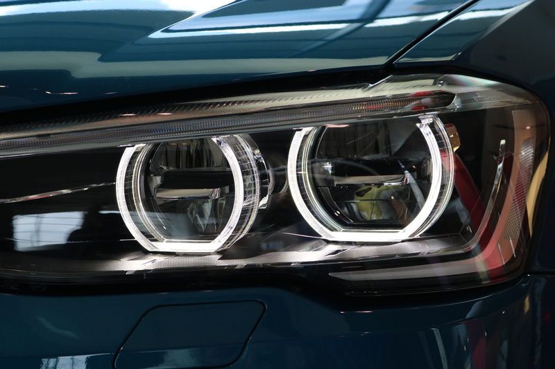 car interior, front View, led, chrome, land Vehicle, mode of Transport, reflection, vehicle part, car, day, Xenon, transparent, travel, vintage car, sports Car