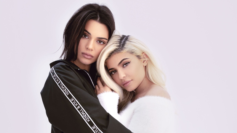Blonde, Models, Brunette, Model, Brown Eyes, American, Kendall Jenner, 4K, Kylie Jenner