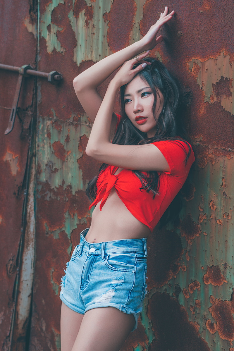 belly, red tops, pierced navel, women, women outdoors, tied top, model, short shorts, red lipstick, parted lips, rust, jean shorts, Rainbow Alice, portrait display