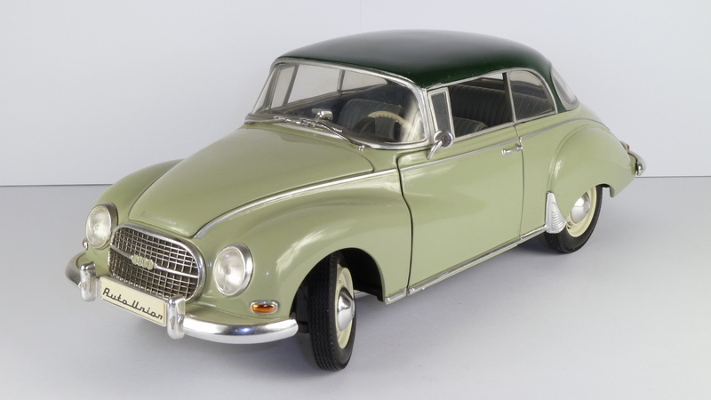 motor vehicle, white background, collectors car, silver colored, 1000 s, dkw, clean, renewable energy, union, mode of transportation, land vehicle, car