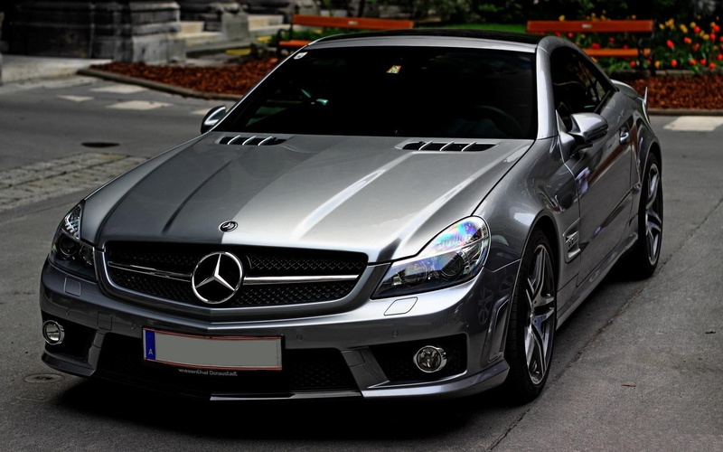 outdoors, mode of transportation, benz, truck, Mercedes, parking, no people, car, road, street, city, Cars, sl, misfortune, day, parking lot, architecture