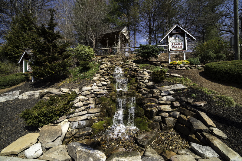 Georgia, architecture And Buildings, beauty in nature, photos, rock - object, tree, day, helen, house, forest, 5K, plant, waterfall, growth, georgia, tranquility
