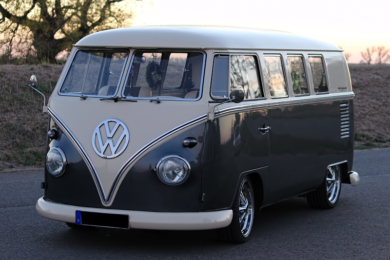 parking, retro styled, mode of transportation, oldtimer, classic, vw bus, car, road, old, no people, auto, motor vehicle, transportation, t1, city, van - vehicle