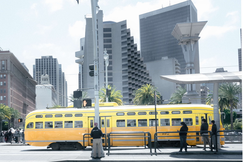 4K, motor vehicle, transportation, yellow, bus, public transportation, yelllow, building exterior, building, outdoors, car, skyscraper, land vehicle, no people