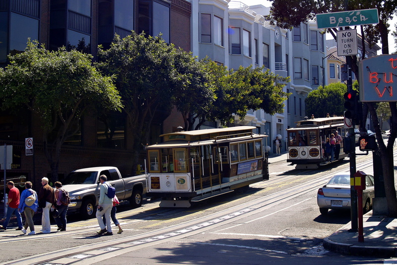 rail transportation, california, building exterior, tree, san francisco, sunlight, clean, built structure, usa, real people, car, Transportation, mode of transportation