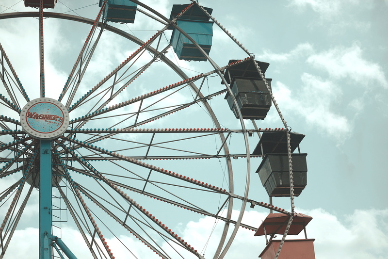 outdoors, united states, tall - high, metal, built structure, low angle view, amusement park, nature, 5K, architecture, city, cyan, circle, geometric shape