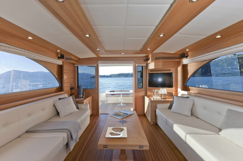 ceiling, architecture, electric Lamp, furniture, domestic Room, indoors, boat deck, style, decor, comfortable, travel, residential Building, home Interior