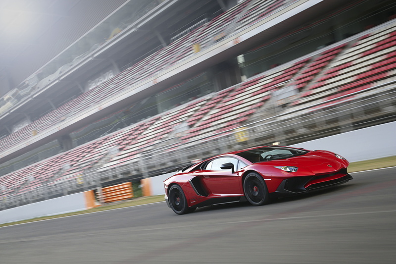 LP 750-4, 2K, speed, Aventador, Lamborghini, Superveloce, red, track, car