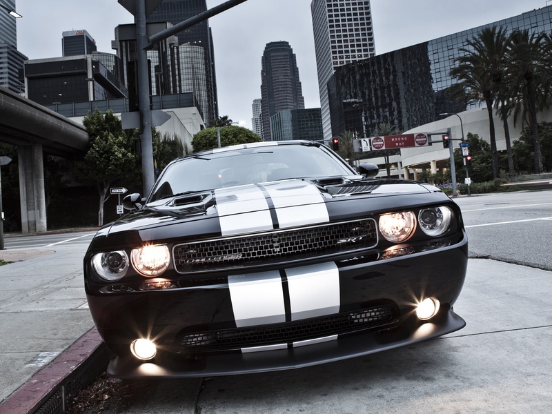 modern, sports Car, motor vehicle, shiny, skyscraper, building exterior, the city, chrome, day, black, white, retro styled, business, 392, architecture
