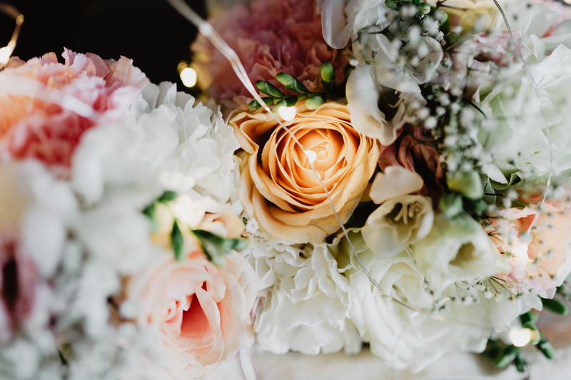wedding, inflorescence, plant, fairy lights, lights, flowers, celebration, 4K, petal, fairy, beauty in nature, nature, fragility, vulnerability, roses