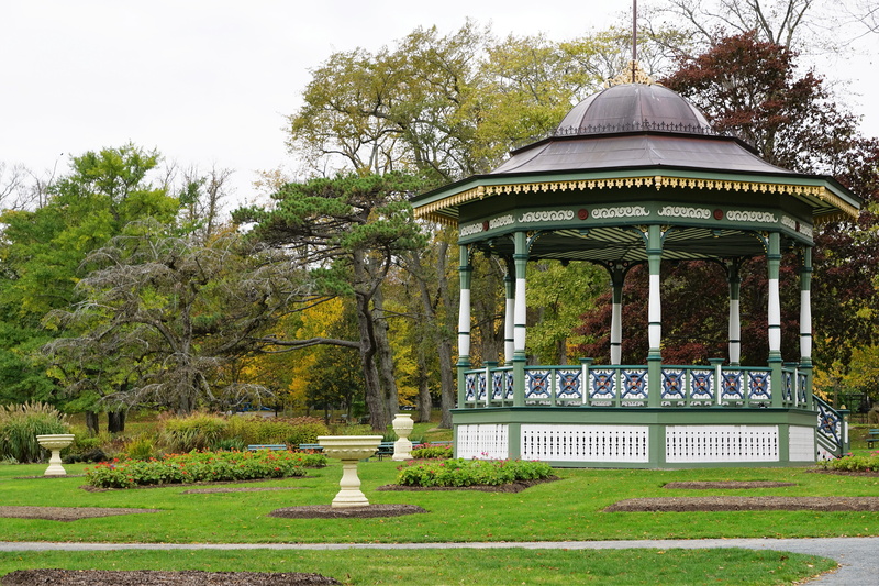 gazebo, outdoors, religion, sky, maple, green, relaxation, meadow, death, architecture, year, building, tour, belief, titanik, time of year, walk, growth