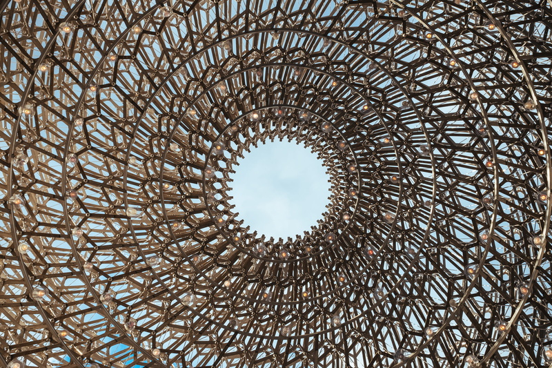building, cupola, full frame, daytime, directly below, ceiling, geometric shape, angle, 4K, sky, nature, dome, pattern, round, structure, shape, metal