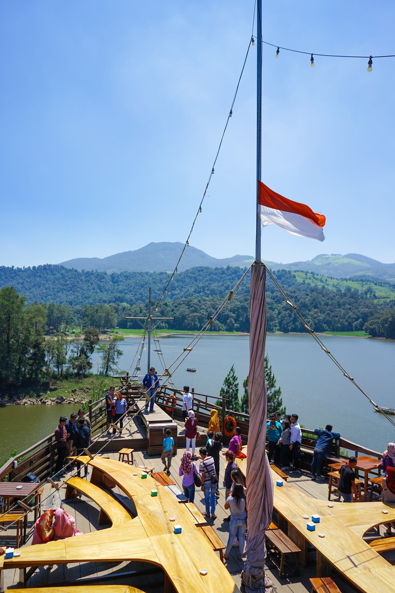 indonesia, transportation, flag, pride, mountain range, bandung, mountain, patriotism, indonesian, mode of transportation, sky, ark, restaurant, nautical vessel