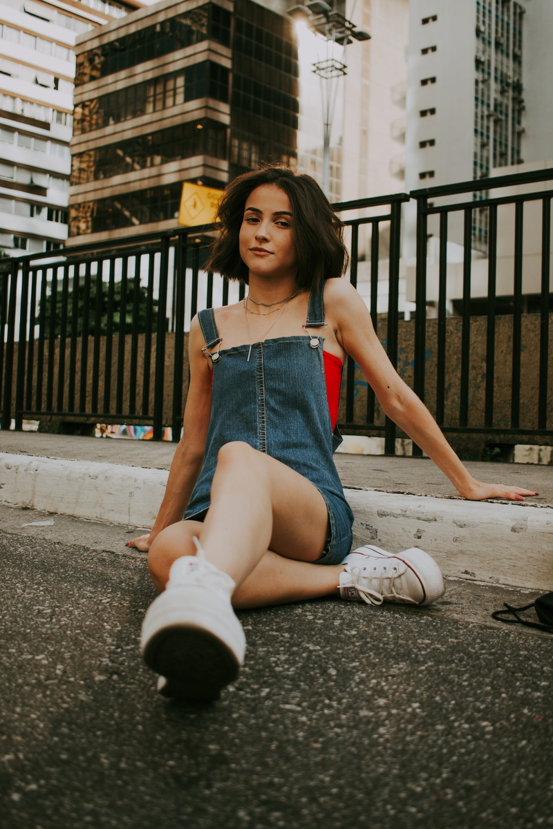 summer, lifestyles, lady, full length, building, beautiful, human, leisure activity, posing, 5K, eyes, facial expression, architecture, blurred background