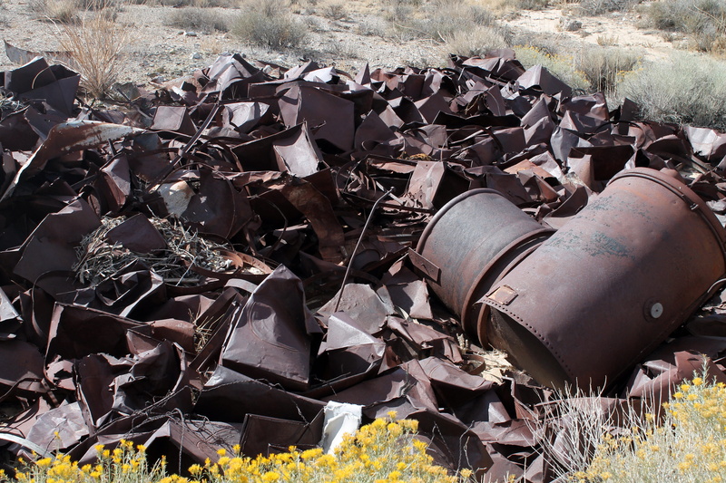 decline, nature, run-down, grass, garbage, scrap metal, obsolete, rusty, land, broken, ruined, 4K, demolished, scrap, abandoned, pollution, day, old, metal