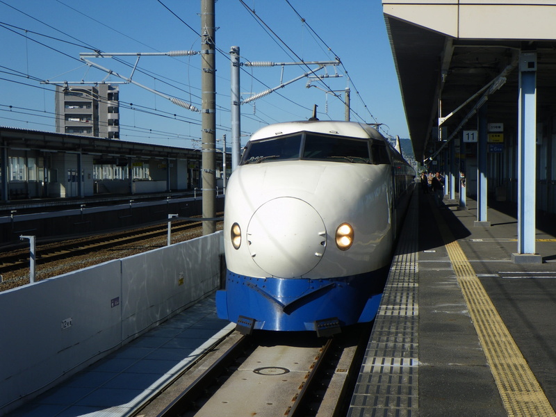 blue, train, electricity, japan, sky, cable, 2K, nature, station, series 0, railroad station, train - vehicle, power supply, arrival, architecture, hikari