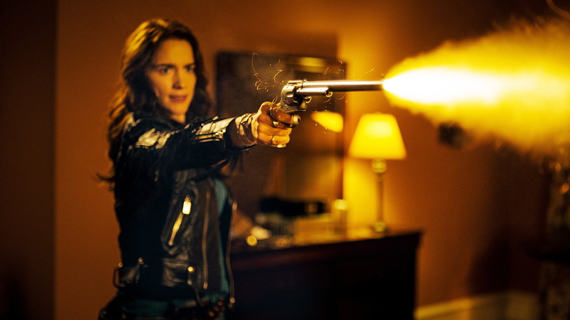 Wynonna Earp, 1080P, TV Show, Gun, Melanie Scrofano