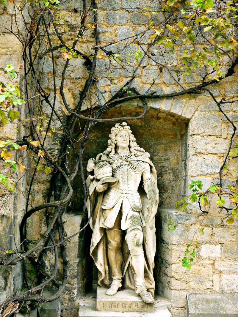 craft, representation, statue, concluded marienburg, built structure, human, human representation, man, spirituality, art and craft, noble, father of george v