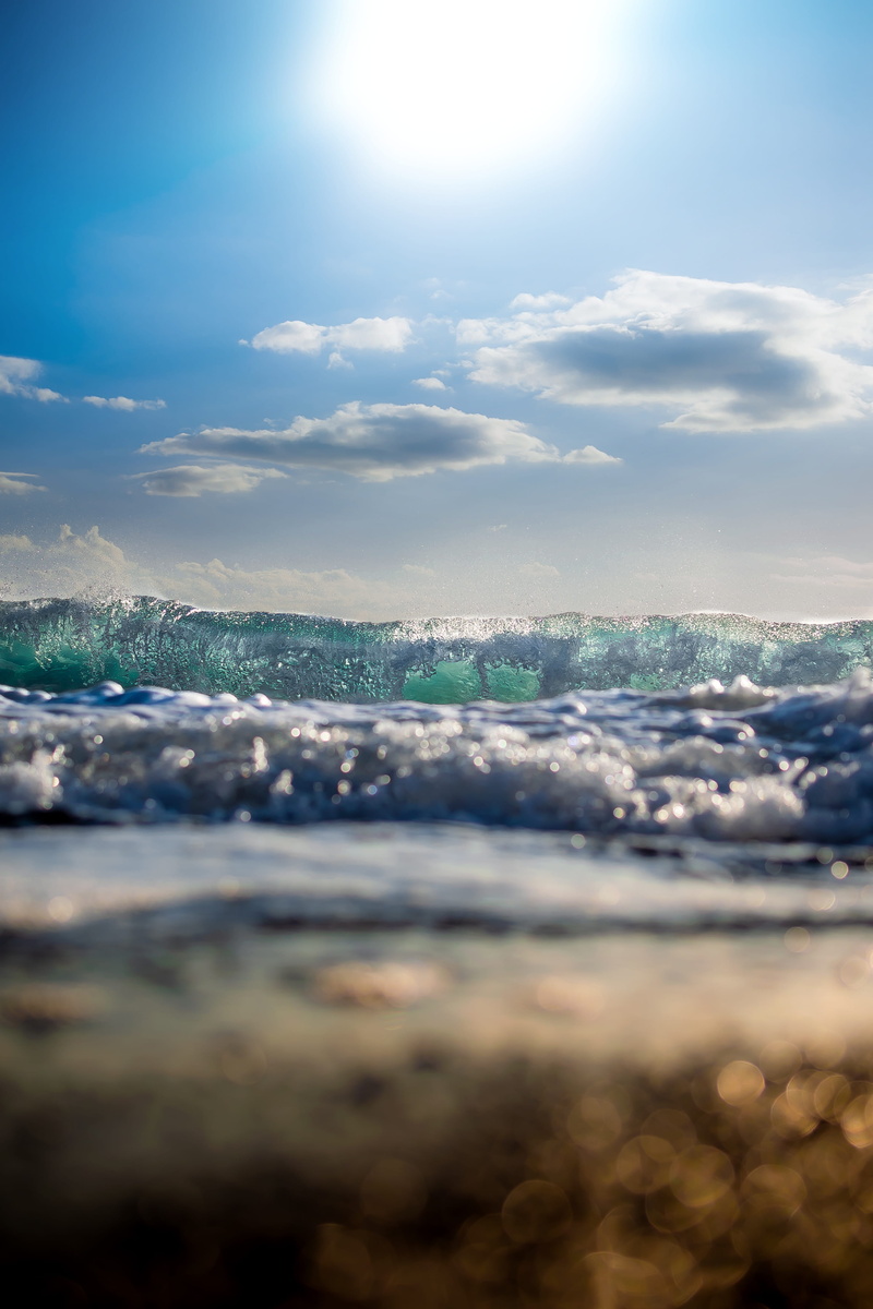 weather, beauty, no people, blue, nature, sun, water, remote, scenery, clear, mountain, sea waves, flare, selective focus, azure sky, tranquil scene, beauty in nature