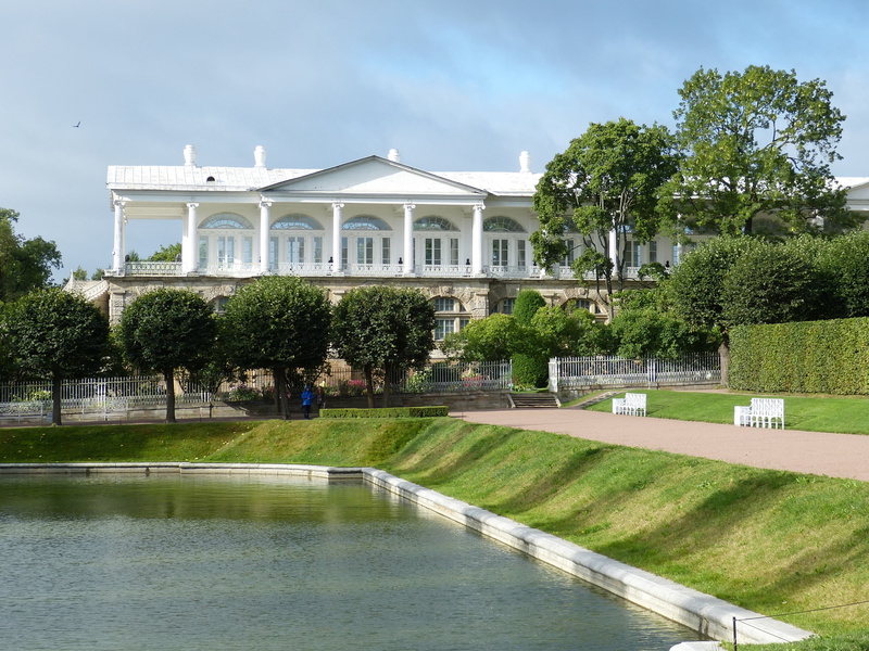 water, residential district, pond, palace, sankt petersburg, grass, plant, sky, park, day, tourism, architecture, lawn, no people, st petersburg, cloud - sky