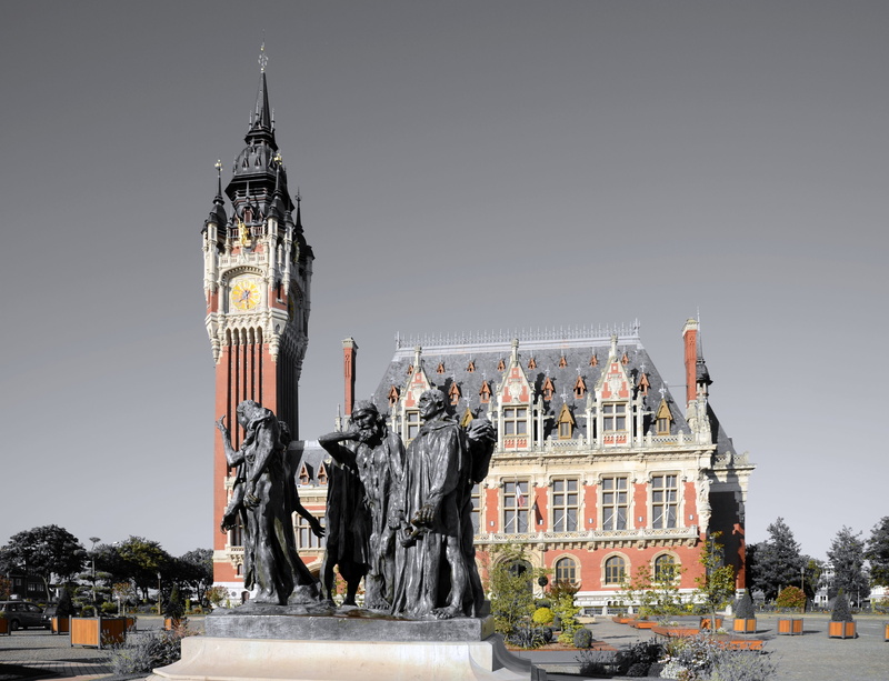 water, travel, rodin, outdoors, Calais, building exterior, travel destinations, tower, no people, city, sculpture, built structure, day, Town Hall, representation