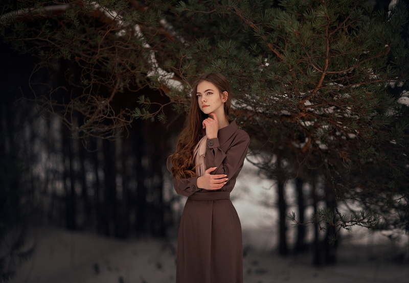 forest, brunette, women, women outdoors, oleg rodin, nature, 2K, looking away, winter
