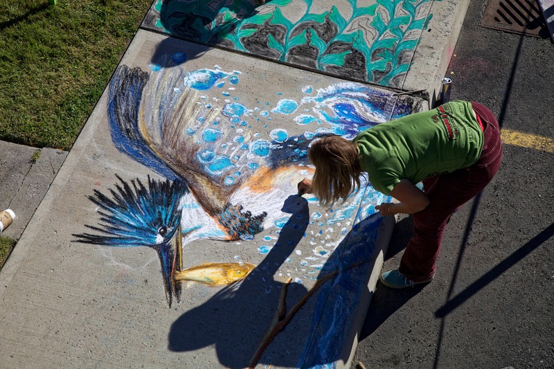 creativity, floor, painting, 5K, design, shadow, sunlight, shirt, men, creative, picture, artist, artistic, chalk, outdoors, water, real people, adult