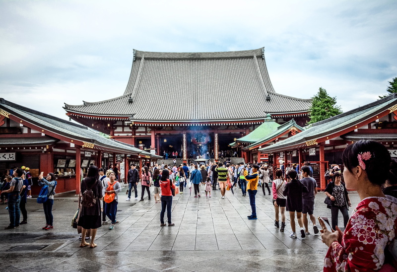 festival, lifestyles, asian, men, china, adult, women, architecture, temple, built structure, large group of people, city, mixed age range, culture, sky