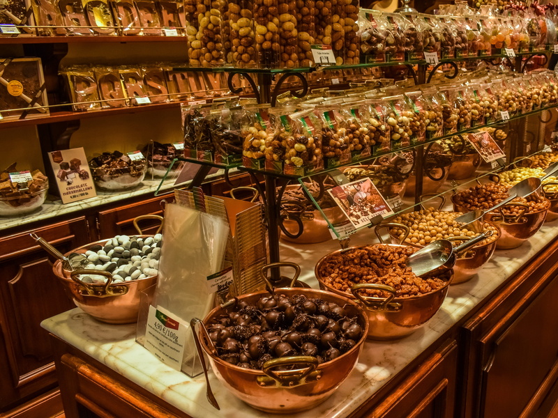 freshness, choice, no people, chocolaterie, container, variation, high angle view, sale, baked pastry item, business, belgium, sweet food, for sale, dessert