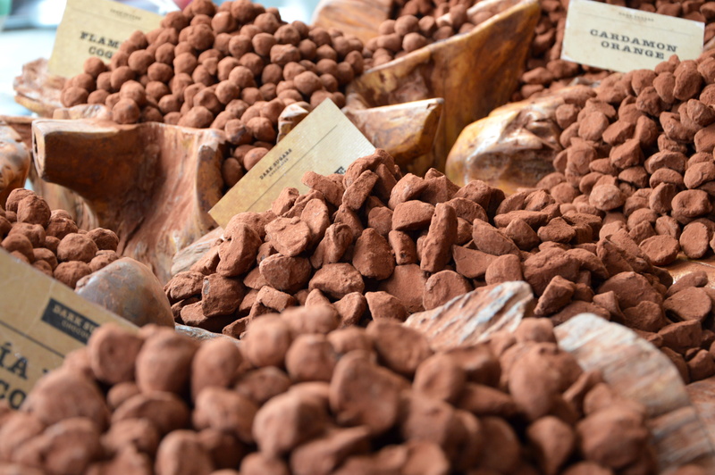 brown, food and drink, no people, market stall, fruit, price tag, market, healthy eating, londres, chocolate, 5K, raisin, variation, shop, food, london