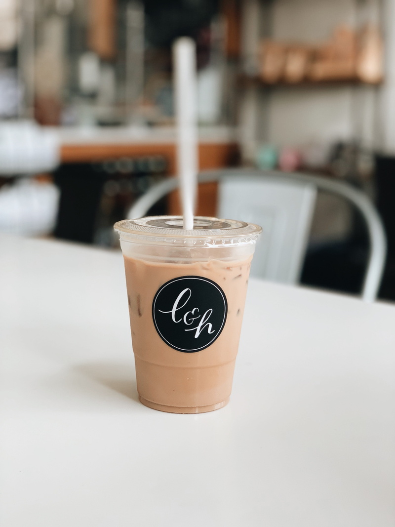 cup, disposable cup, western script, espresso, coffee - drink, chocolate, close-up, dessert, beverage, food, pasadena, 4K, business, focus on foreground