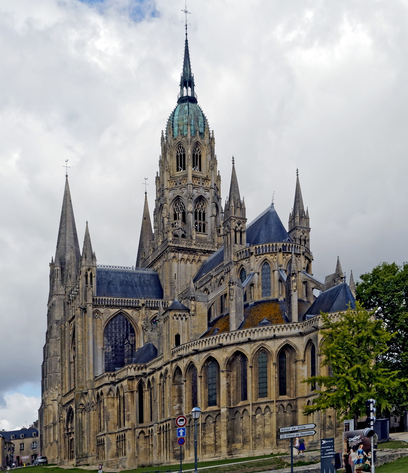 monument, incidental people, the past, building, place of worship, day, travel, built structure, normandy, gothic, spire, outdoors, tower, religion, architecture