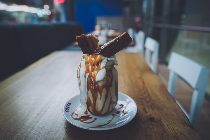 food, caramel, sponge, wood - material, frozen sweet food, ready-to-eat, ice cream, close-up, chocolate, temptation, 4K, cafe, food styling, focus on foreground