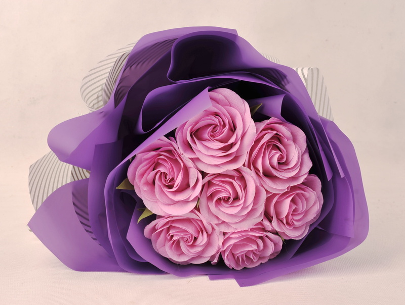 plant, rose - flower, sweet, purple, crepe flower, beauty in nature, spring, indoors, happy, flower head, memories, pink, petal, rose, gift, close-up, girl