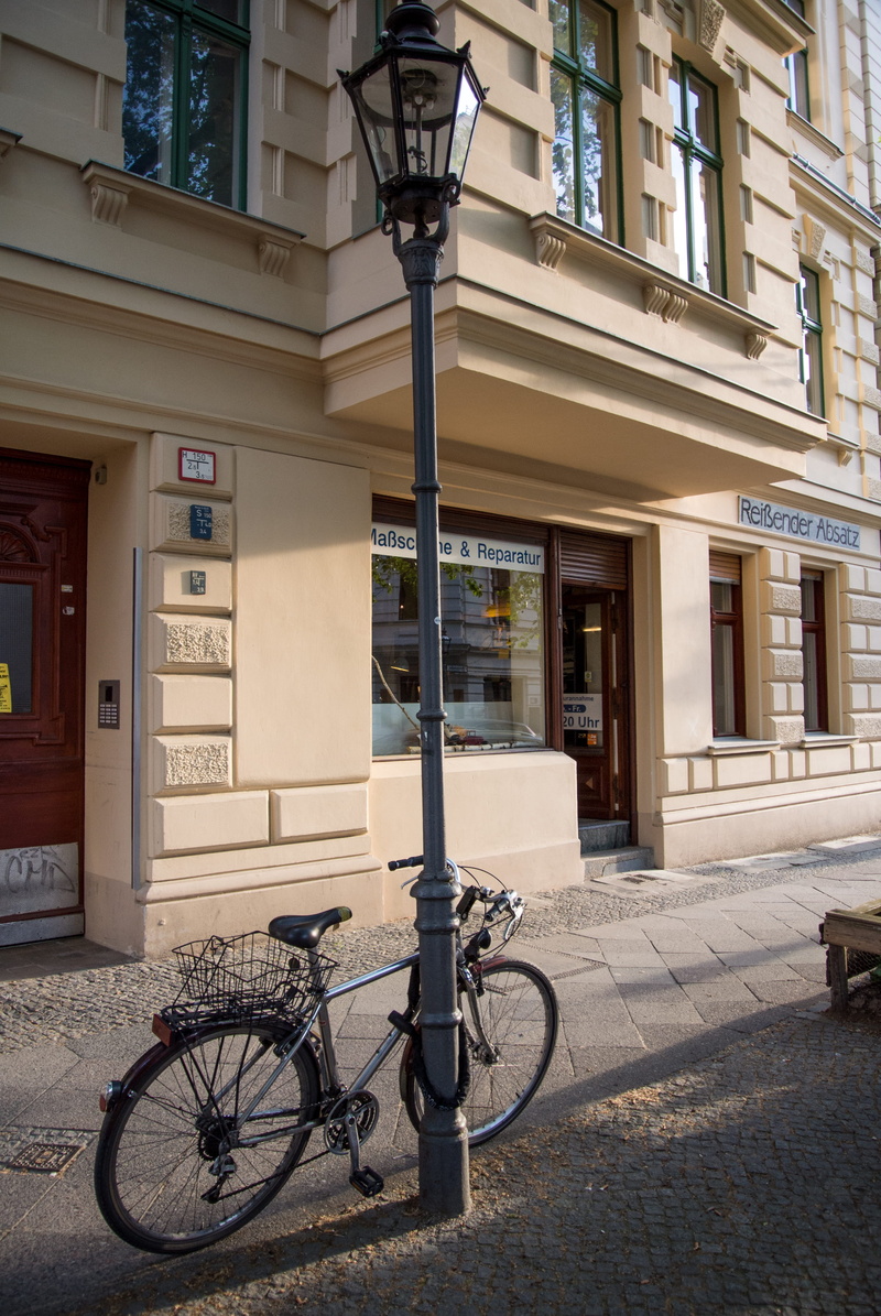 transportation, germany, lighting equipment, shop, land vehicle, day, sidewalk, cycle, 4K, city, street light, kreuzberg, architecture, mode of transportation