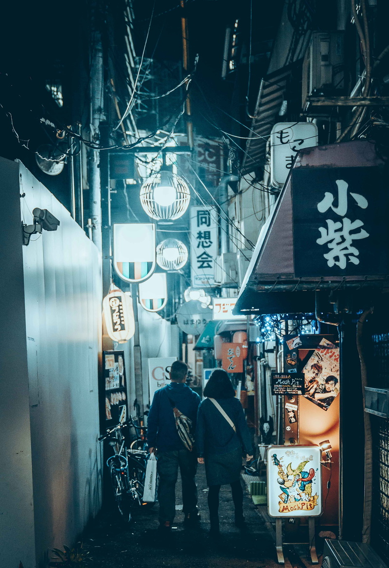 shop, vehicle, walking, 4K, night, coat, communication, near, apparel, lighting equipment, nighttime, kiosk, architecture, bazaar, illuminated, people