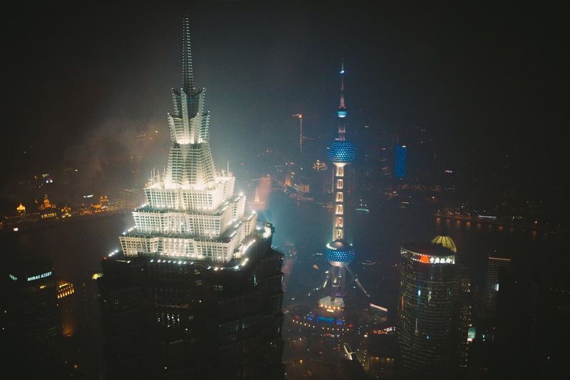 neon, city, film grain, New York City, mist, urban, futuristic, skyscraper, night, gloomy, landscape, 1080P, vaporwave