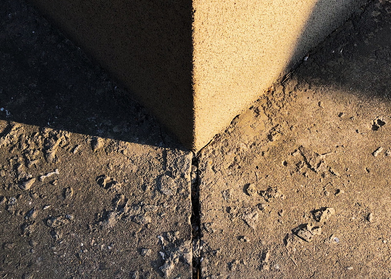 street, sand, concrete, textured, 2K, sign, no people, texture, pin yuan 3 lou, day, city, black color, architecture, marking, building, rug, china, haidian qu