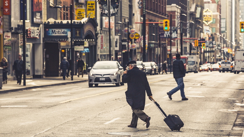 new York City, vehicle, men, 4K, manhattan - New York City, mode of transportation, people, motor vehicle, full length, city street, city Life, highway