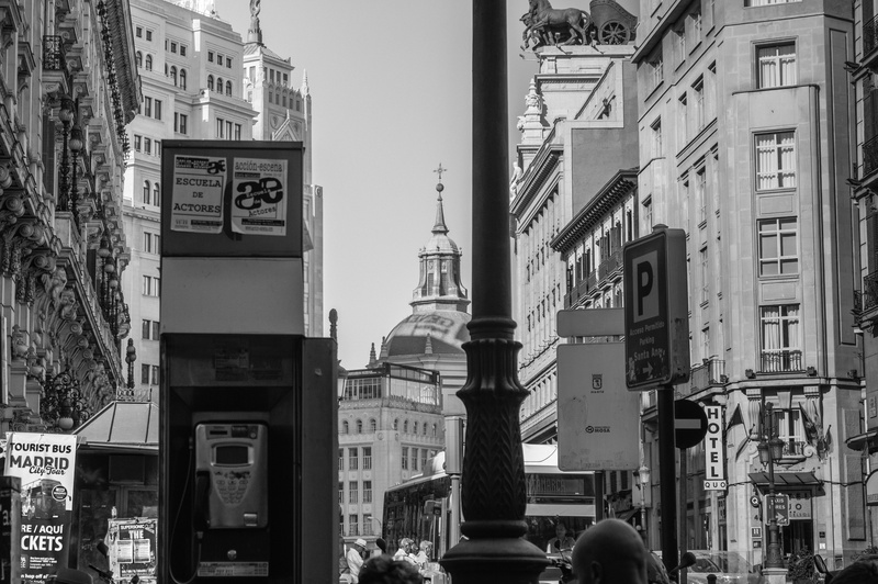 gray, street, real people, mode of transportation, sign, men, high, architecture, famous Place, car, photo, outdoors, gray scale, rise, people, 4K, buildings