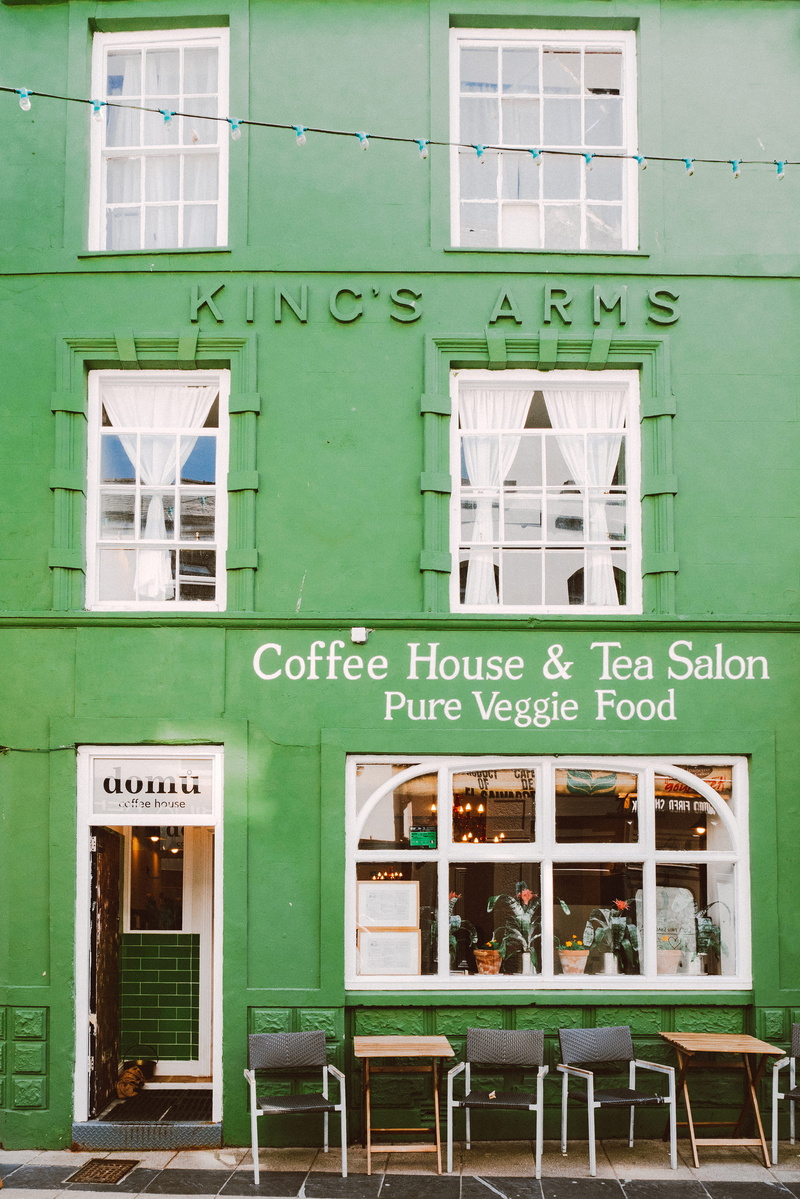 front, coffee house, sign, day, residential district, green color, windows, exterior, design, no people, daytime, 4K, entrance, western script, daylight
