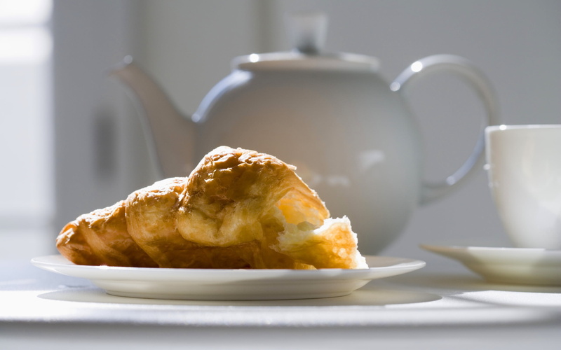 plate, mug, tea cup, tea - Hot Drink, backgrounds, bread, breakfast, no people, pastry, ready-to-eat, cafe, healthy eating, food And Drink, morning, food
