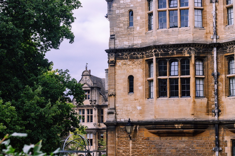 building exterior, belief, 5K, place of worship, building, oxford, history, no people, united kingdom, nature, tree, architecture, built structure, sky